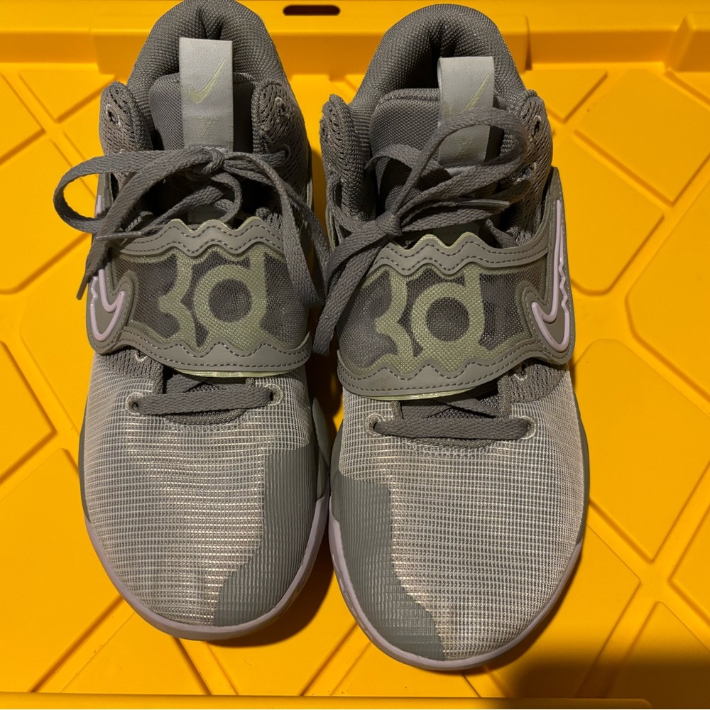 ATTENTION BASKETBALL PLAYERS - Mens Nike KD Trey 5 X, Particle Grey Lilac, 10.5